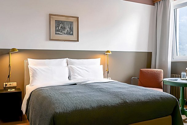HENRI Hotel Garmisch-Partenkirchen - Wohnbeispiel Doppelzimmer Chambre (Zimmercodierung DB1)