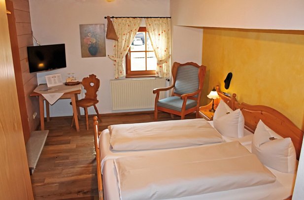 Gasthof Ochsenwirt - Wohnbeispiel Doppelzimmer Nebengebäude (Zimmercodierungen D1V & DCV)