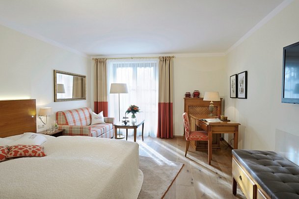 Gut Ising Chiemsee - Wohnbeispiel Doppelzimmer Komfort (Zimmercodierungen DF1 & DP3)