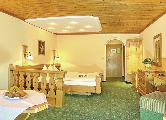 Hotel Bergheimat - Wohnbeispiel Doppelzimmer Komfort (Zimmercodierung DF1)