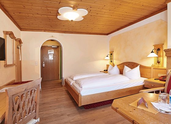 Hotel Bergheimat - Wohnbeispiel Doppelzimmer (Zimmercodierung DB1)