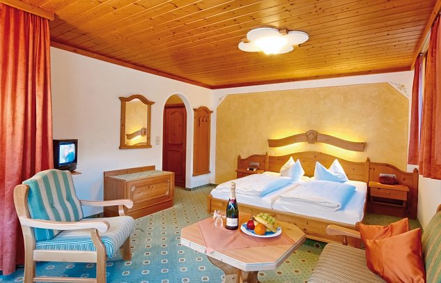 Hotel Bergheimat - Wohnbeispiel Doppelzimmer Komfort (Zimmercodierung DF1)