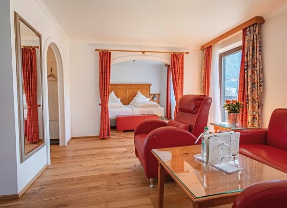 Alpenhotel Kronprinz - Wohnbeispiel Juniorsuite Bergblick Berchtesgaden (Zimmercodierung JB1)