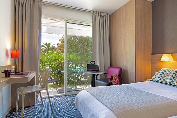 Best Western Plus Hôtel La Marina - Wohnbeispiel Doppelzimmer Superior (Zimmercodierung DS1)