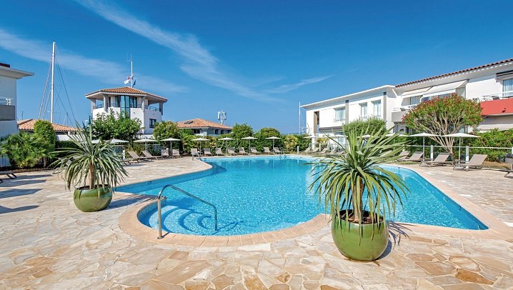 Best Western Plus Hôtel La Marina