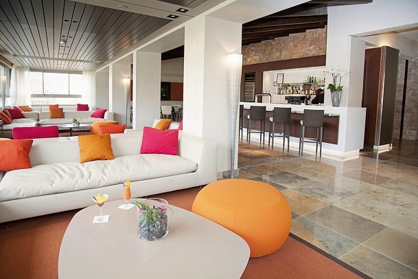 Terre Blanche Hôtel Spa Golf Resort - Clubhouse Restaurant Les Caroubiers