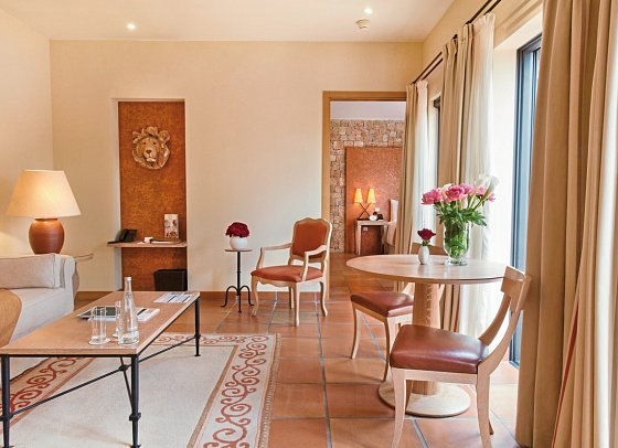 Terre Blanche Hôtel Spa Golf Resort - Wohnbeispiel Deluxe Suite, Premier Suite (Zimmercodierungen WD1 & WB1)