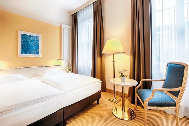 Welcome Hotel Residenzschloss Bamberg - Wohnbeispiel Doppelzimmer Superior (Zimmercodierung DS1)