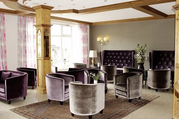 Donna Burghotel am Hohen Bogen - Lobby