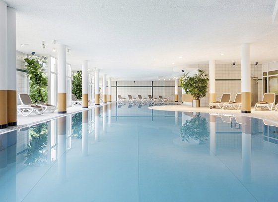 Donna Hotel Klosterhof - Hallenbad