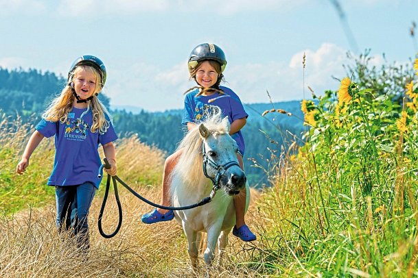 ULRICHSHOF Nature • Family • Design