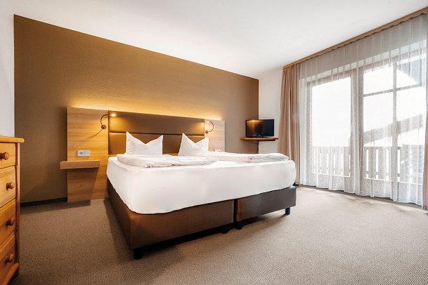 Donna Landhotel Rosenberger - Wohnbeispiel Studio Balkon oder Terrasse (Zimmercodierungen SB2 & SF2)