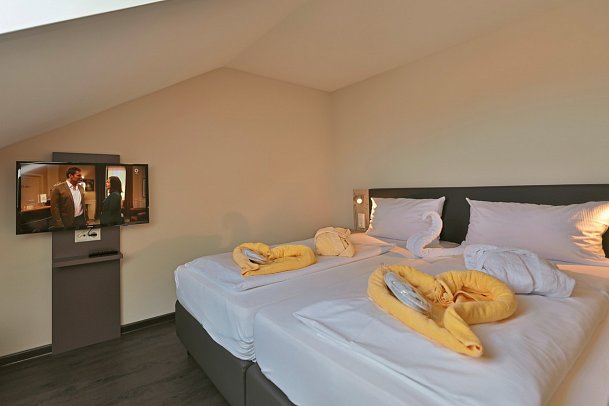 Sonnenhotel Bayerischer Hof - Wohnbeispiel Familienzimmer Comfort Galerie (Zimmercodierung FF1)