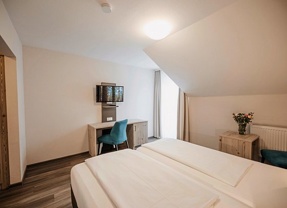 Sonnenhotel Bayerischer Hof - Wohnbeispiel Doppelzimmer Standard (Zimmercodierungen DG1 & EC2)
