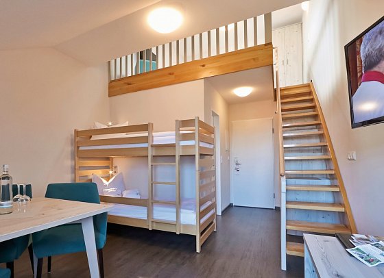 Sonnenhotel Bayerischer Hof - Wohnbeispiel Familienzimmer Comfort Galerie (Zimmercodierung FF1)