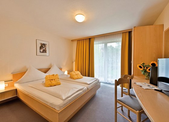 Sonnenhotel Bayerischer Hof - Wohnbeispiel Doppelzimmer Economy (Zimmercodierungen DE1 & EC1)