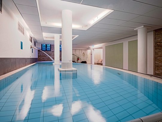 Sonnenhotel Bayerischer Hof - Hallenbad