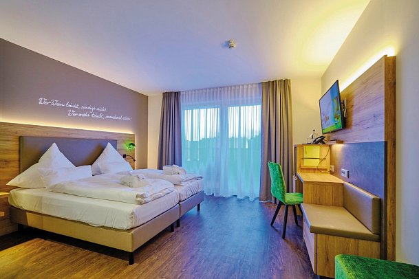 Sonnenhotel Weingut Römmert - Wohnbeispiel Juniorsuite Weinliebe (Zimmercodierung JB1)