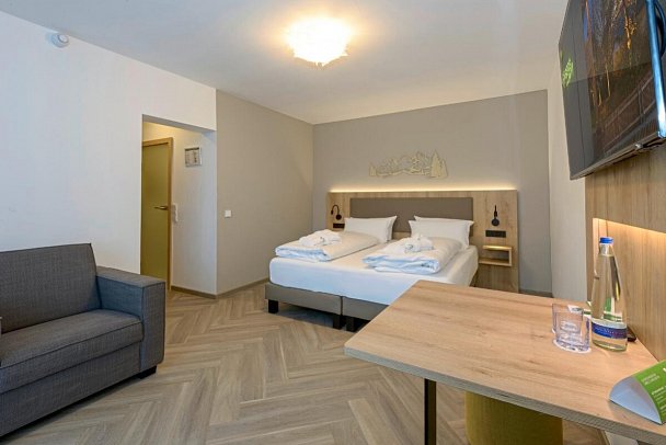 BERGlässig Hotel Bodenmais - Wohnbeispiel Doppelzimmer Deluxe (Zimmercodierung DD3)