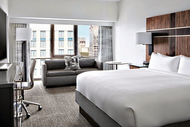 New York Marriott Marquis - Wohnbeispiel Deluxe Room King (Zimmercodierung UD4)
