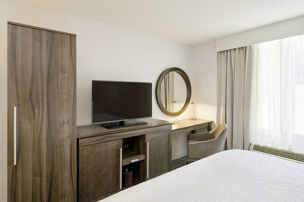 Hampton Inn Manhattan-Chelsea - Wohnbeispiel Standard One bed (Zimmercodierung UG1)