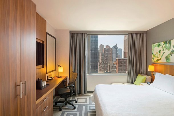 Hilton Garden Inn New York/Central Park South-Midtown West - Wohnbeispiel King bed, City View (Zimmercodierung UG2)