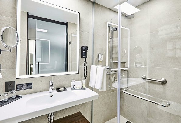 RIU Plaza Manhattan Times Square - Wohnbeispiel Deluxe Family Two Full beds, Deluxe Family One King bed, Deluxe King (Zimmercodierungen FD4, FD5 & FD2)