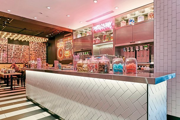 Kixby - Black Tap, Crazy Shake Bar