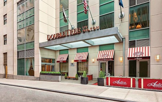 DoubleTree by Hilton New York Downtown