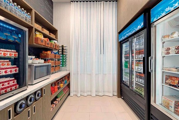 DoubleTree by Hilton New York Downtown