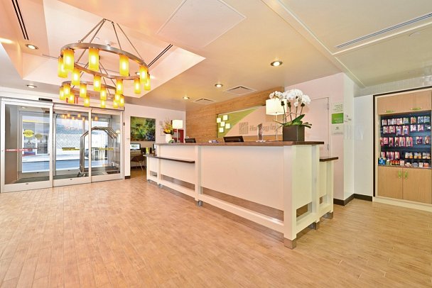 Holiday Inn NYC - Lower East Side