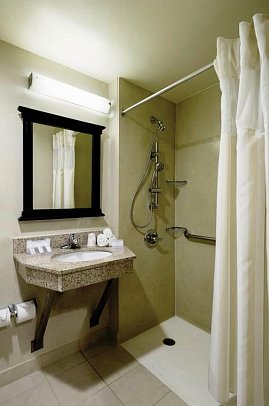 Hilton Garden Inn Tribeca - Wohnbeispiel (Zimmercodierung UG1)