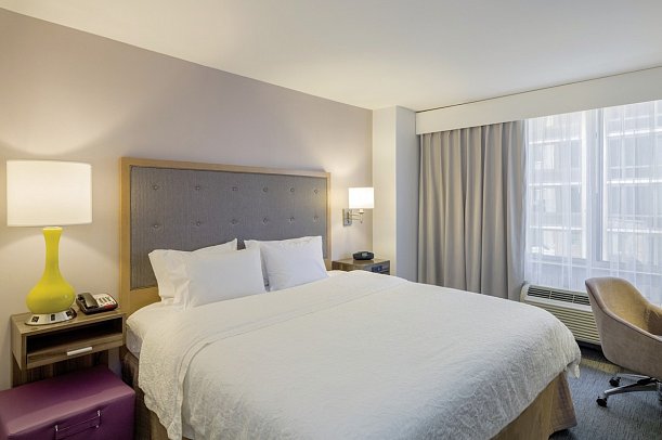 Hampton Inn Times Square South - Wohnbeispiel Standard King (Zimmercodierung UG1)