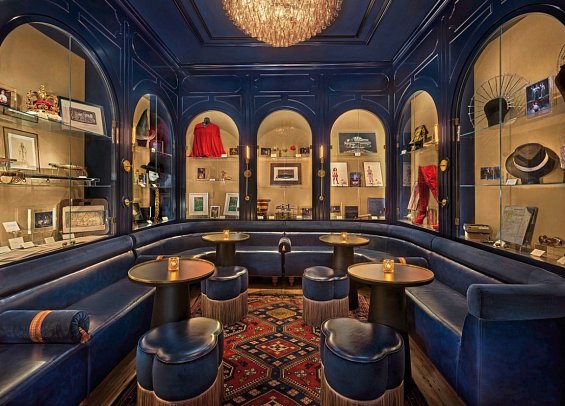 CIVILIAN Hotel - Blue Room