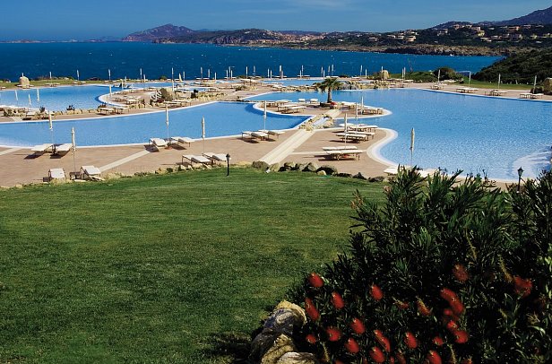 Colonna Resort
