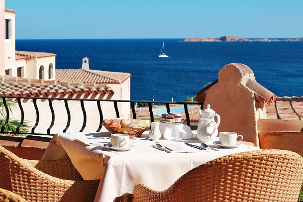 Colonna Resort