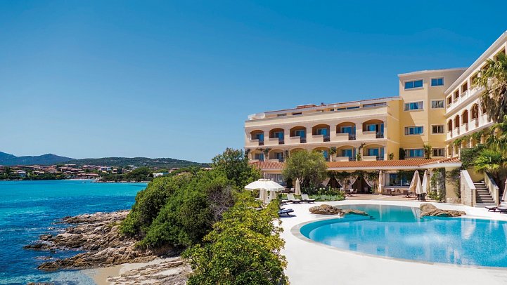 Gabbiano Azzurro Hotel & Suites