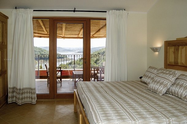 Aldiola Country Resort - Wohnbeispiel Doppelzimmer Superior Seeblick