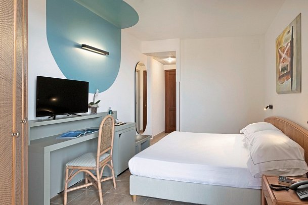 Rina Hotel - Wohnbeispiel Doppelzimmer Standard (Zimmercodierung DG1)