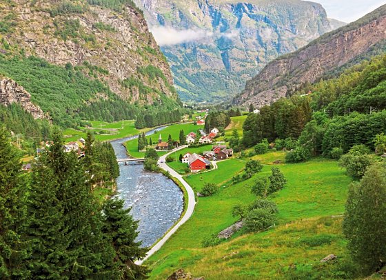 Mit Postschiff und Bahn durch Norwegen - Flåm, Aurlandfjord