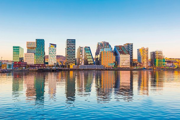 Mit Postschiff und Bahn durch Norwegen - Oslo