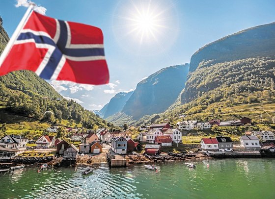 Fjordgiganten und Berglandschaften - Undredal, Aurlandsfjord