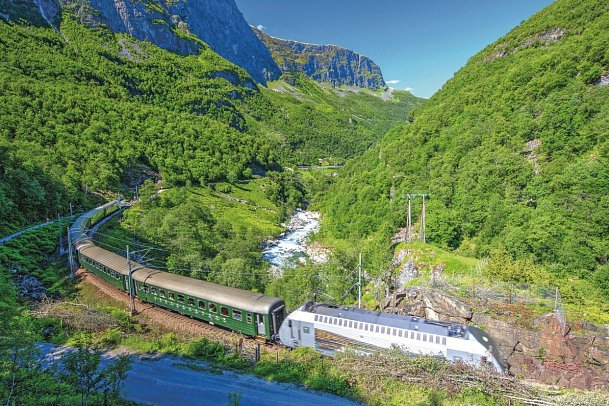 Reisevariante Mit Postschiff und Bahn durch Norwegen - Flåmbahn