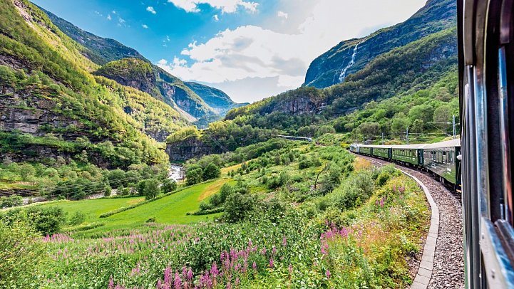 Reisevariante Mit Postschiff und Bahn durch Norwegen - Flåmbahn
