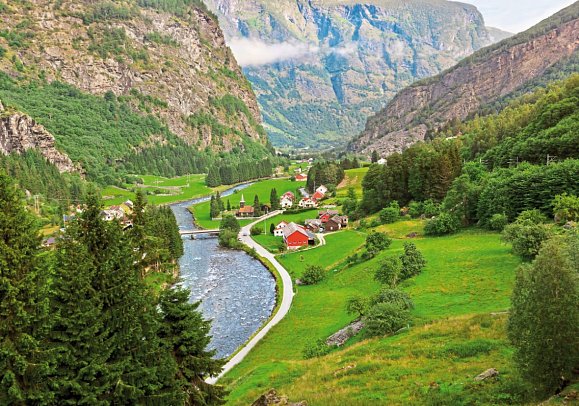 Reisevariante Mit Postschiff und Bahn durch Norwegen - Flåm, Aurlandfjord