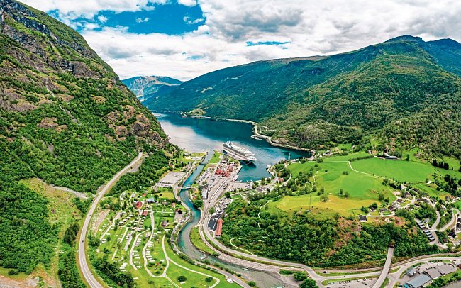 Fjorde, Gletscher und historische Hotels - Flåm am Aurlandsfjord
