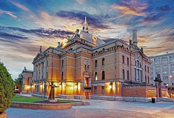 Norwegen Kaleidoskop - von Oslo zum Nordkap - Nationaltheater Oslo