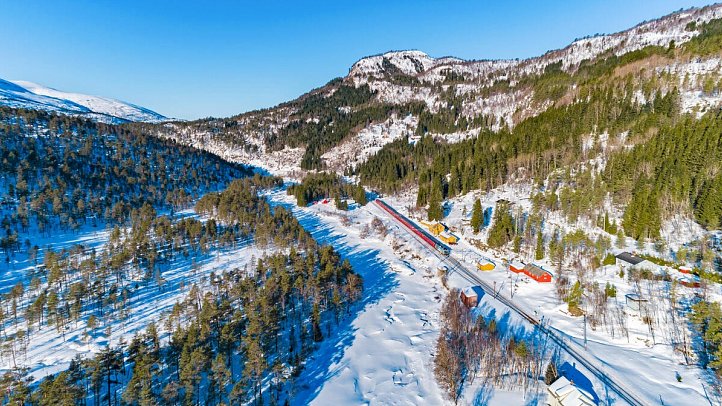 Winter im Geirangerfjord - Bergenbahn
