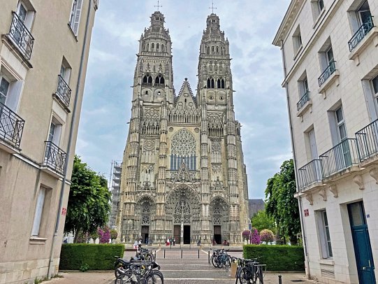 Schlösser der Loire ab Blois - Tours