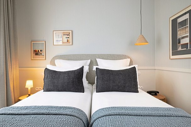 Le Petit Oberkampf Hotel & Spa - Wohnbeispiel Dreibettzimmer (Zimmercodierung DG1)